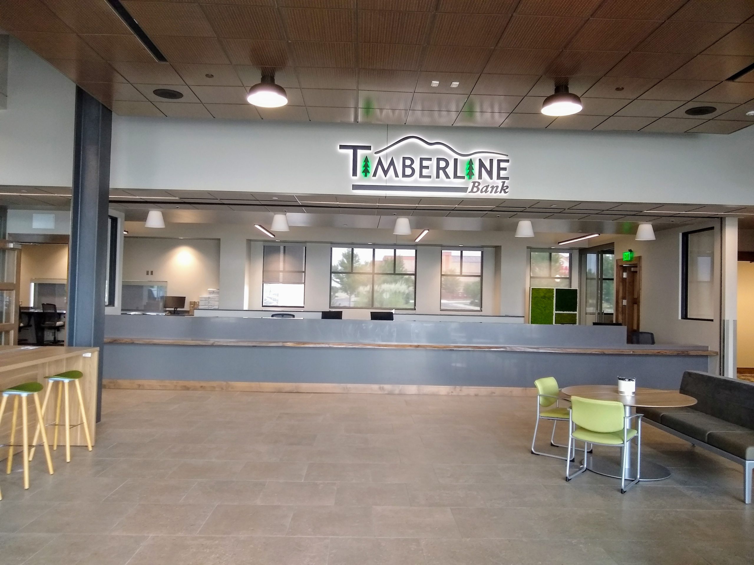Timberline Bank teller line